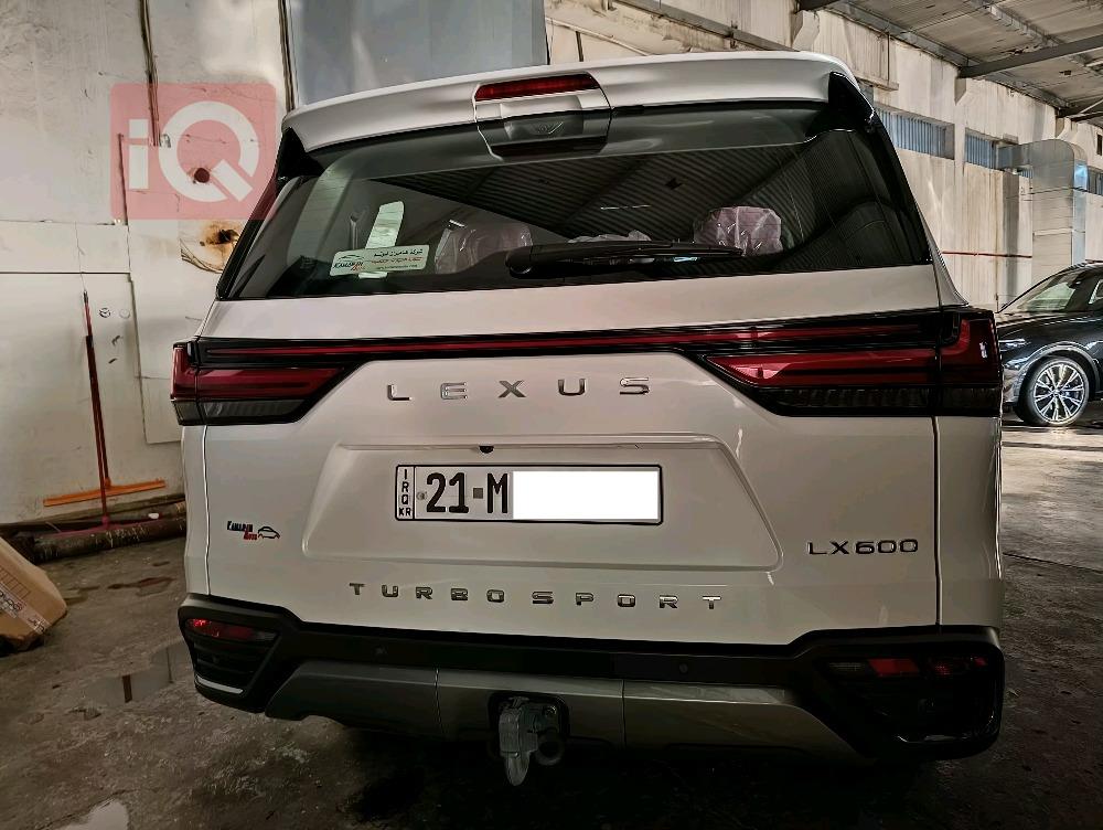 Lexus LX
